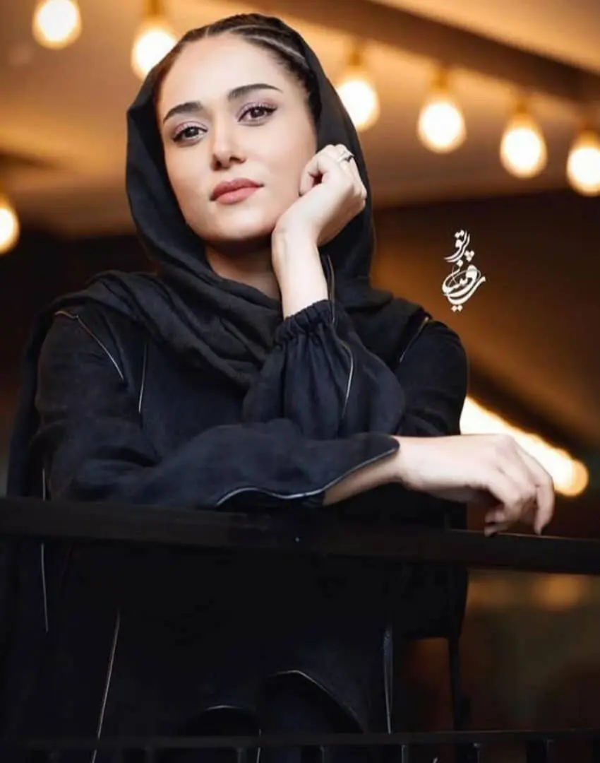 بهنوش طباطبایی با کلاه، پریناز ایزدیار با موی بافته، شادی کرم رودی و الهام کردا/ خوش استایل های هشتمین روز چهلمین جشنواره فیلم فجر