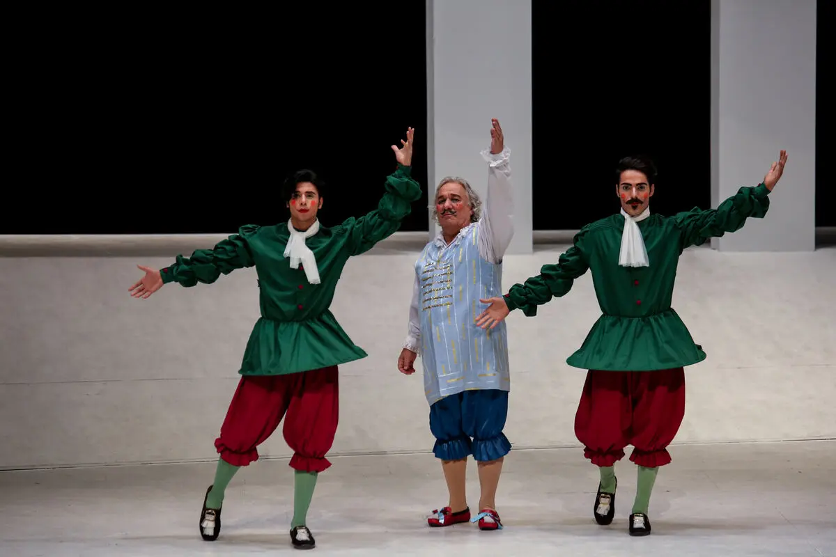 نمایش 