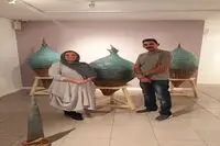 علی اعتبار با عمامه، کلاه صوفی و چهره‌های دراویش در گالری ویستا