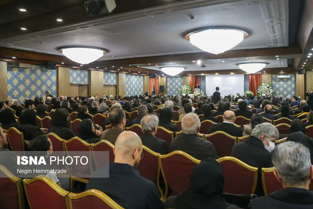  مراسم یادبود امیربانو کریمی با حضور هنرمندان/ بهت و اندوه لیلا حاتمی و علی مصفا