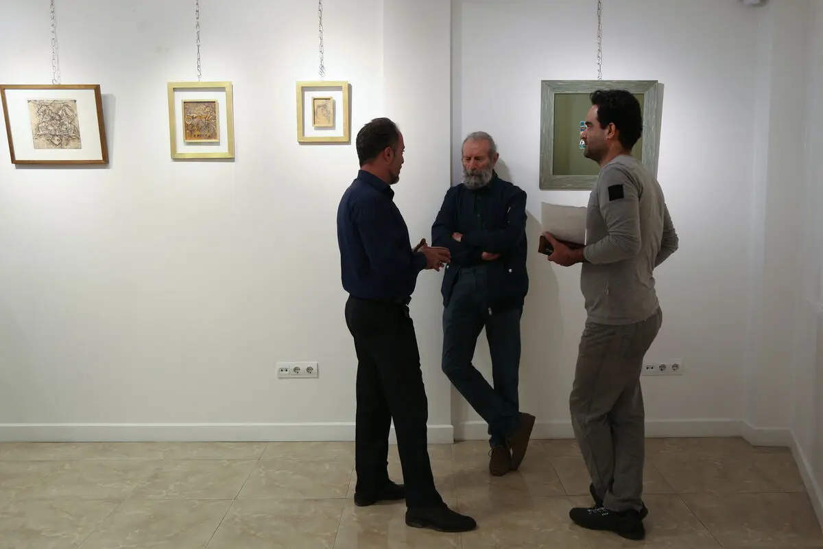 نمایشگاه آثار زنده یاد صادق تبریزی درنگارخانه بهنام دهش پور