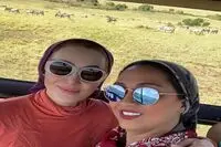 خانم هابازیگر و بوسه های زرافه/عکسها