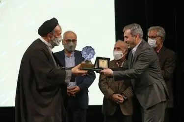 دومین جایزه آینه دار دوران در تالار وحدت