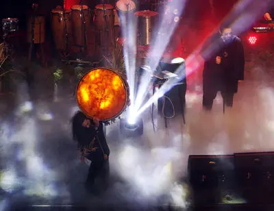 ببینید: کنسرت جذاب 