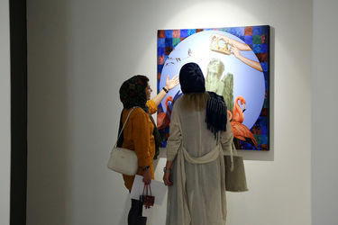 افتتاحیه نمایشگاه دو نفره آثار نقاشی حمید زارع و الناز صباغ‌پور در گالری ژاله