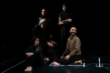 اجرای نمایش "سانتی متر" در سالن استاد انتظامی - خانه هنرمندان