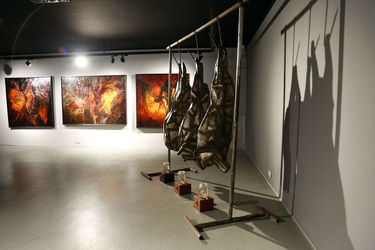 افتتاحیه نمایشگاه آثار ناصر گیو قصاب در گالری آ