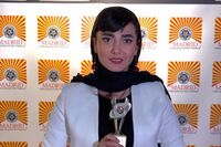 مینا وحید در لس‌آنجلس جایزه گرفت