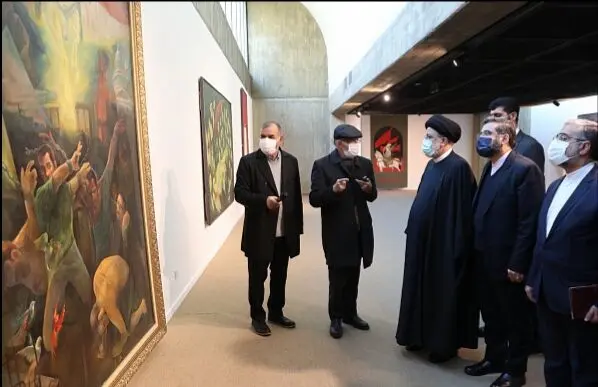 President Raisi visits Fajr visual art festival