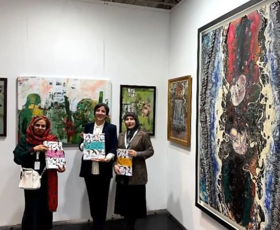 Bita Vakili's works were exhibited in Moscow and Frankfurt