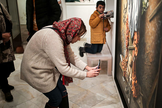 نمایشگاه نقاشی واحد خاکدان در گالری ماه