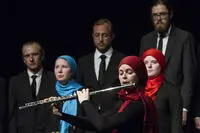 عجیب ولی واقعی؛ تلویزیون ساز،خانم های نوازنده و خواننده را با هم نشان داد