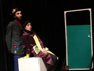 نمایش "اضافه حقوق" مجموعه تئاتر دیوار چهارم