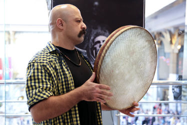 رونمایی از دو ساز کوبه ای "دف" و "دُم دُم" در برج میلاد تهران