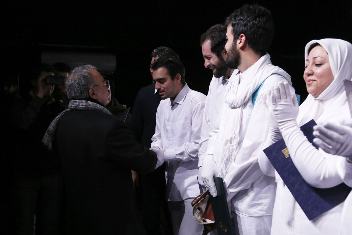 دیدار عارف و فراکسیون امید مجلس از نمایش 