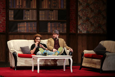 نمایش "یک ساعت آرامش" در سالن استاد ناظرزاده کرمانی