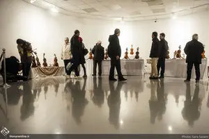 Musical instruments showcased at Tehran exhibit