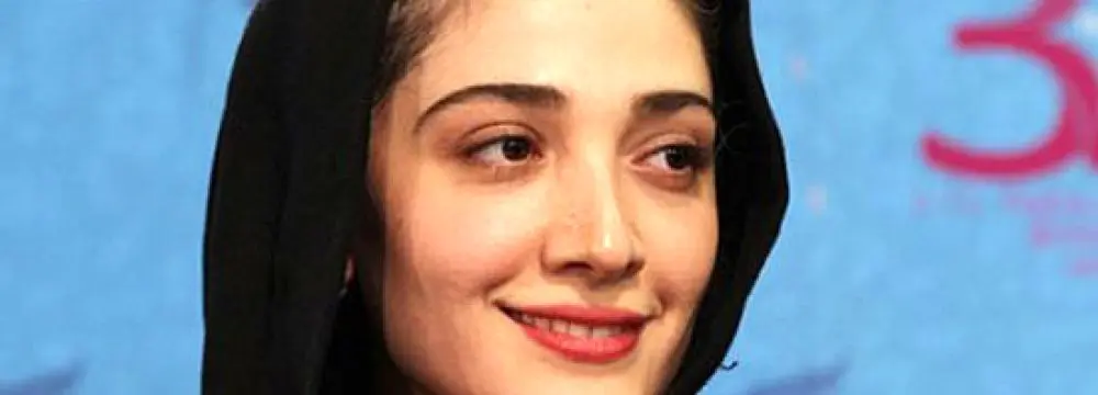 Mina Sadati Wins Award at Beijing Festival