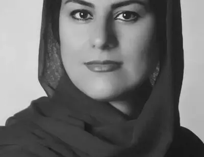 ببینید: گالری والی، ایگو و ۷۲۲ فرم تخم مرغی زهرا حبیبی خسروشاهی
