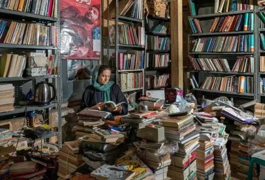 کتاب فروشی های خیابان انقلاب
