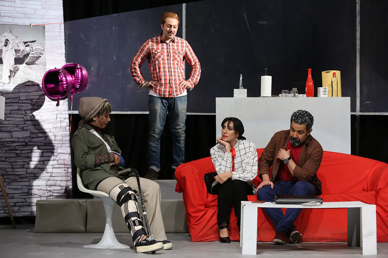 خسارت ۳ میلیاردی تالار محراب در بمباران جنگ چهل روزه