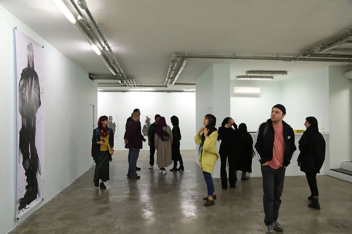 افتتاحیه نمایشگاه آثار سارا عباسیان در گالری محسن