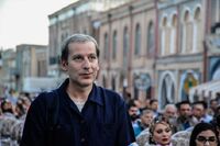 خجالت‌زدگی تماشاگران از شوخی‌های صحنه تئاتر 