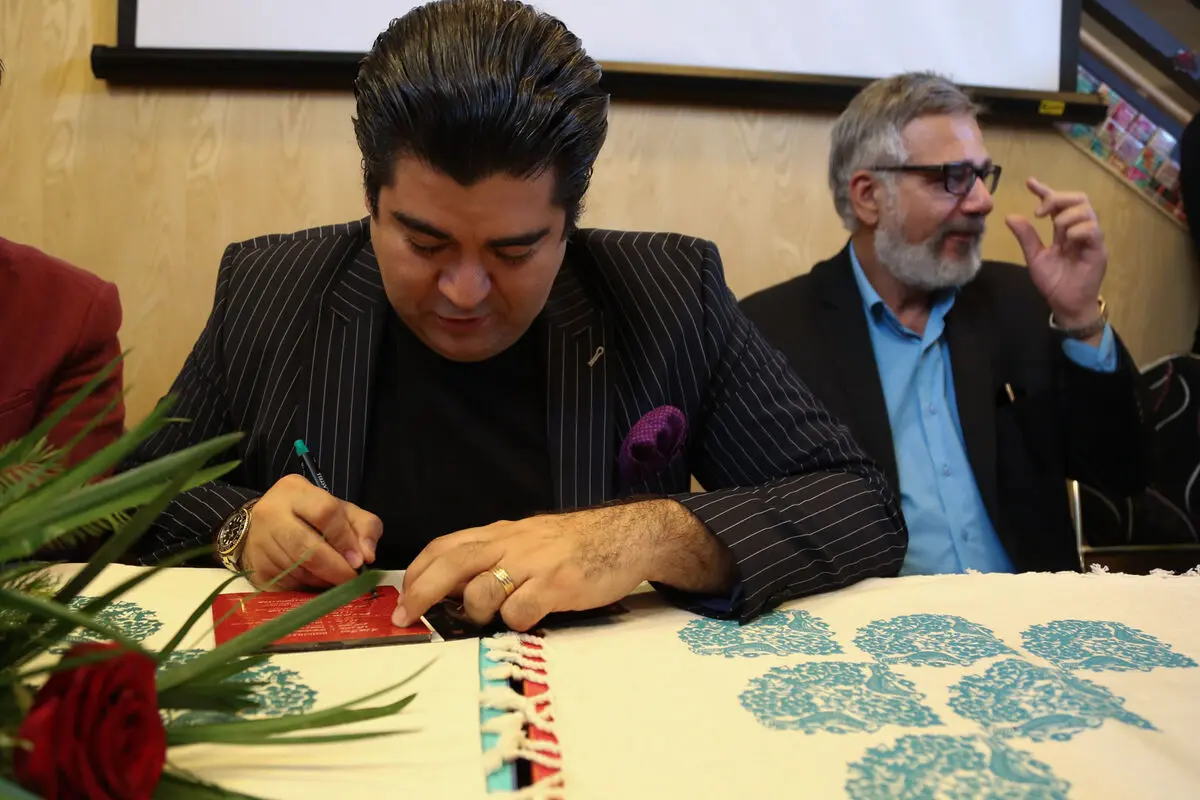رونمایی از آلبوم 