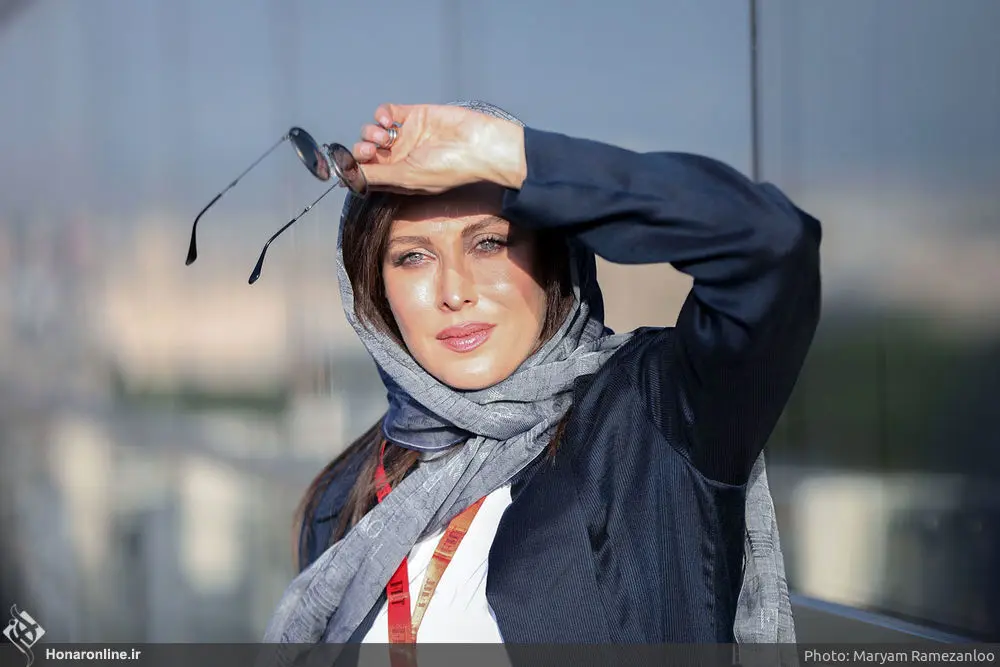 دومین روز سی و هفتمین جشنواره جهانی فیلم فجر در پردیس چارسو