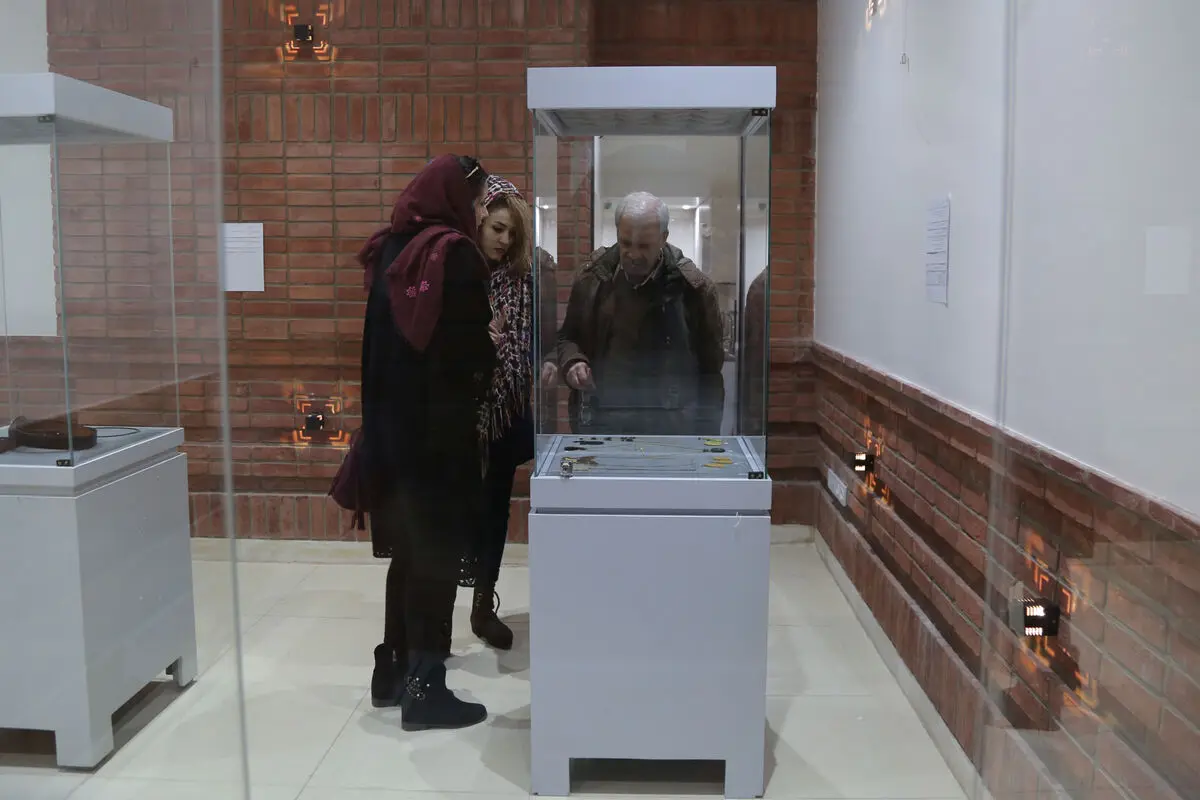 نمایشگاه 