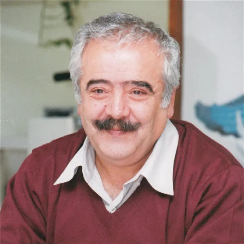 انتقاد قباد شیوا به عرصه گرافیک کشور / از تکبر مرتضی ممیز تا گرافیست‌های جوانی که با رایانه کله‌معلق می‌زنند
