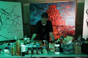 رنگ وستا در هفته دیزاین تهران در دانشکده هنرهای زیبا