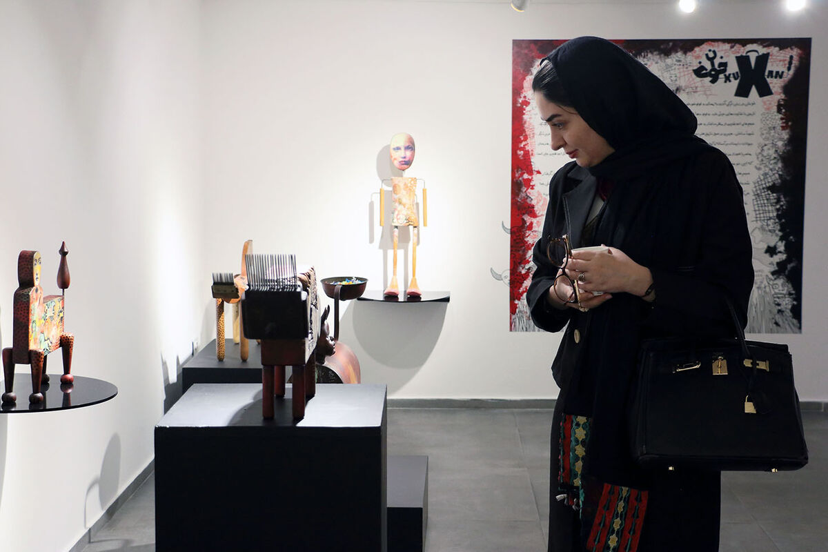 احد قدیری گالری مژده