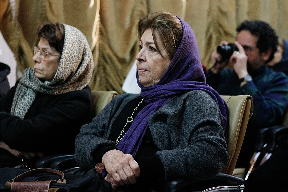 نشست تن آدمی پیوندگاه هنر نقاشی و پزشکی در بیمارستان ایرانمهر