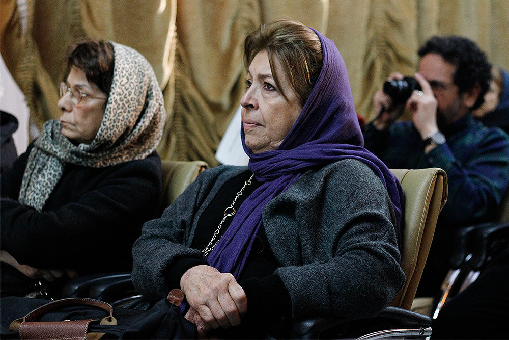 نشست تن آدمی پیوندگاه هنر نقاشی و پزشکی در بیمارستان ایرانمهر