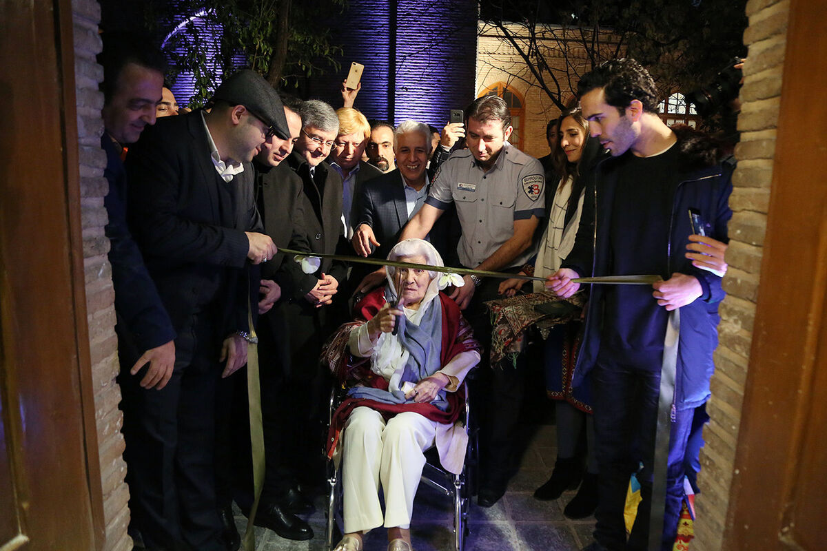 افتتاح تالار دائمی منیر فرمانفرمائیان در باغ موزه نگارستان دانشگاه تهران