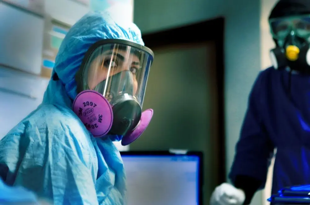 Doc features big price Iranian health workers paying as corona rules 