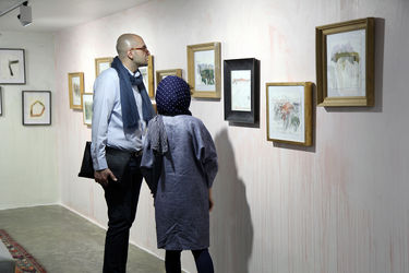 نمایشگاه آثار دو و سه‌بعدی شقایق عربی و فریدون آو در گالری دستان دو