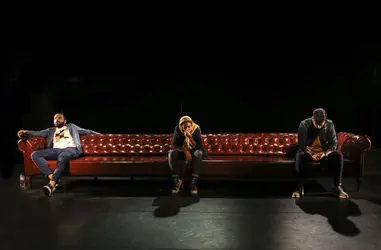 نمایش "فالش‌ خوانی در چهارراه فخرآباد" در خانه هنرمندان