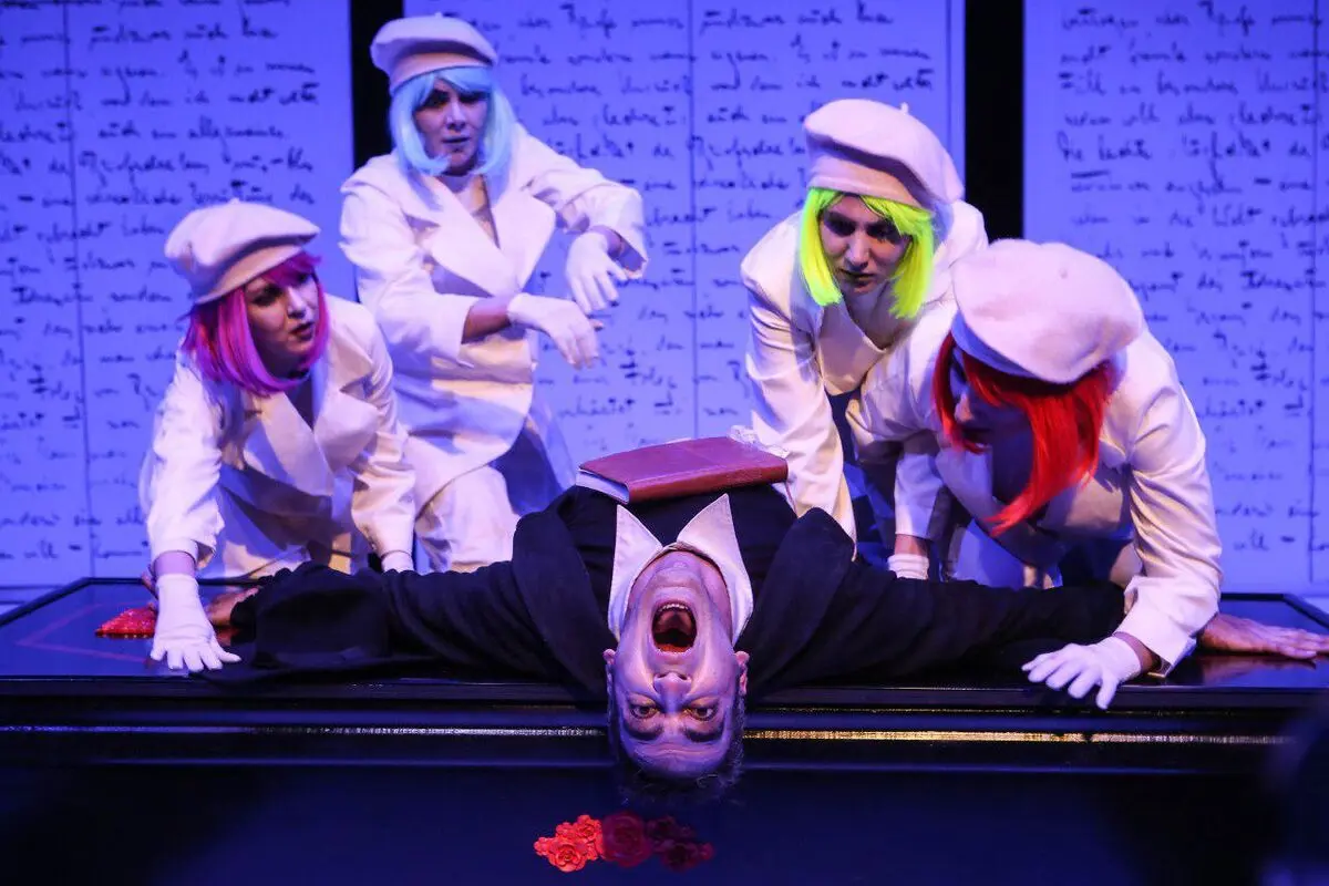 نمایش 