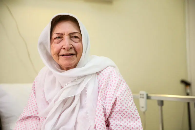اخبار ضد و نقیض درباره درگذشت توران مهرزاد/ واکنش رسمی همکار خانم بازیگر
