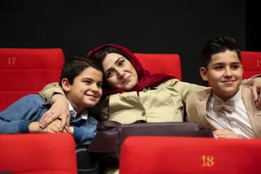 اکران مردمی فیلم "آستیگمات" در باغ کتاب
