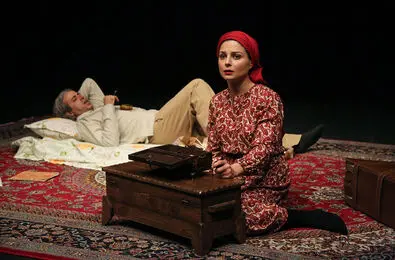 ببینید: مجادله روی صحنه تئاتر