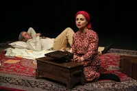 ببینید: مجادله روی صحنه تئاتر