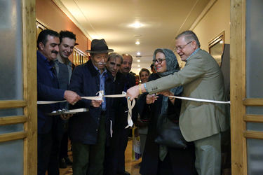 نمایشگاه عکس‌های مجید جوانی با عنوان «چهره‌های نمایش ایران»