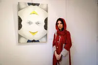 چشم‌هایی که تفسیر می‌شوند/ گزارش تصویری از نمایشگاه شقایق ماندگار