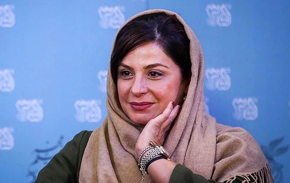 آفتابه و بادبزن!/ واکنش کنایه‌آمیز سیما تیرانداز به قطع برق +عکس
