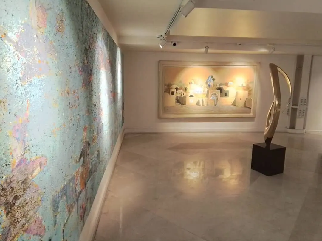Raha Gallery Collection 