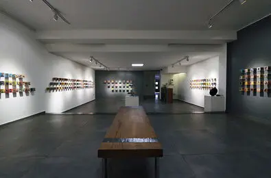 نوستالژی خود را در این عکس ها پیدا کنید/گزارش تصویری از نوستالژی بازی احد قدیری در گالری مژده