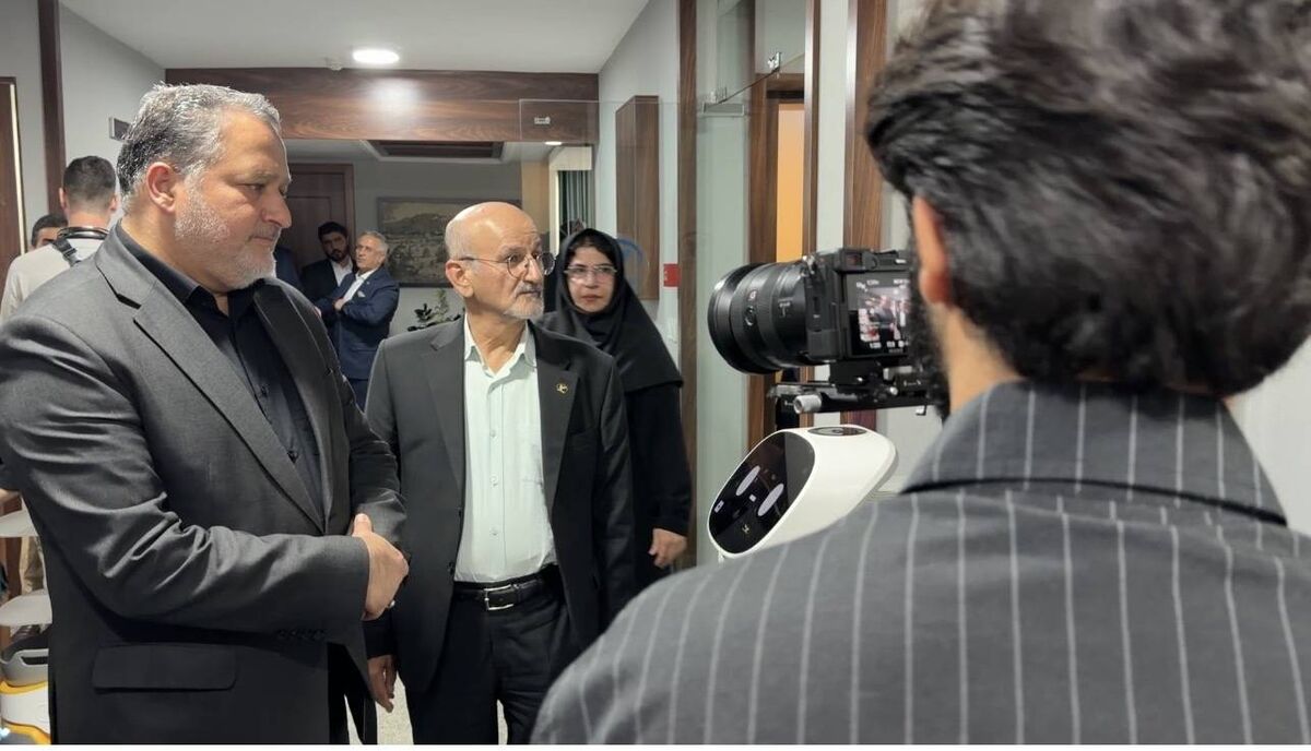 نخستین مدرسه هتل داری هما